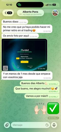 Conversación de WhatsApp con Alberto Pons en la que adjunta su certificado de retirada de Xfunded del 9 de agosto de 2026. El importe y el tamaño de la cuenta van tachados.
